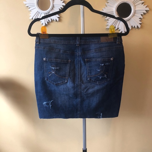 Jean skirt - Picture 2 of 2